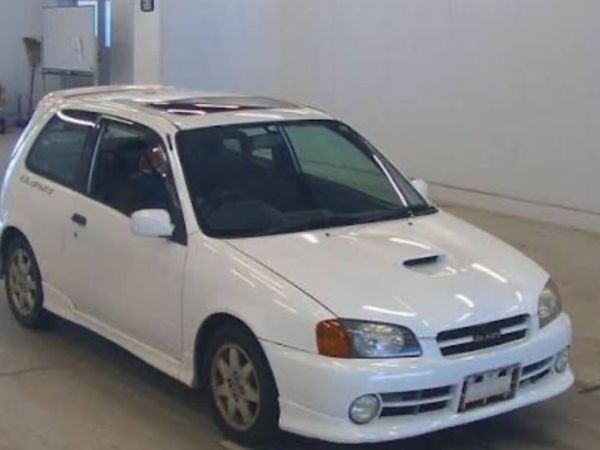 Toyota Starlet Hatchback, Petrol, 1996, Silver