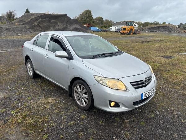 Toyota Corolla Saloon, Diesel, 2009, Silver