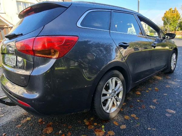 Kia Ceed Estate/Jeep, Diesel, 2013, Silver