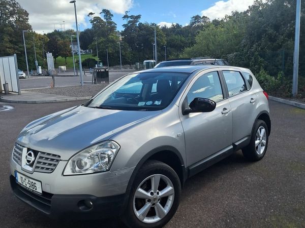 Nissan Qashqai Hatchback, Diesel, 2010, Silver