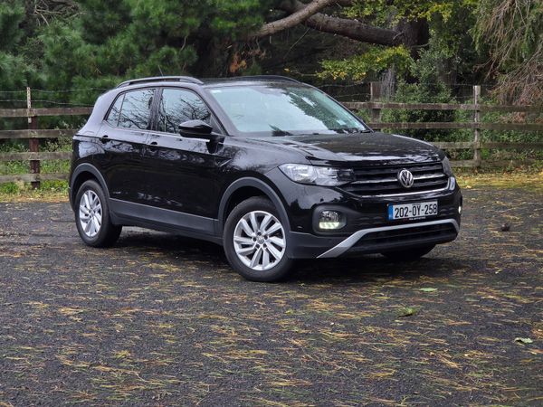 Volkswagen T-Cross Estate/Jeep, Petrol, 2020, Black