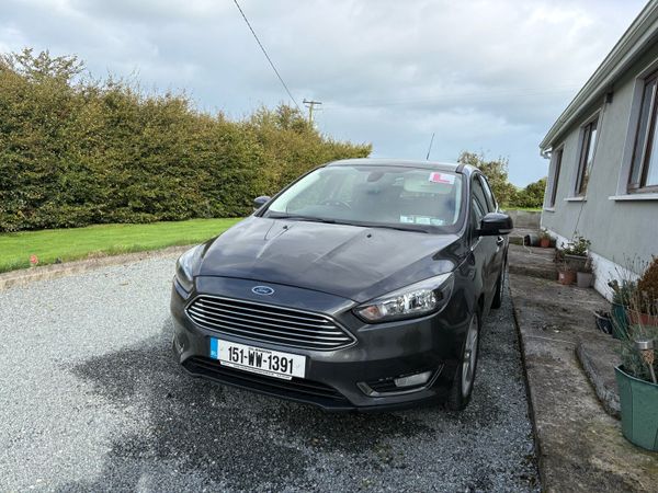 Ford Focus Hatchback, Diesel, 2015, Grey