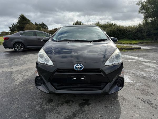 Toyota Aqua Hatchback, Petrol Hybrid, 2016, Black