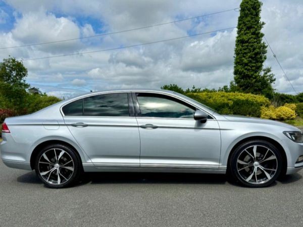 Volkswagen Passat Saloon, Diesel, 2015, Silver
