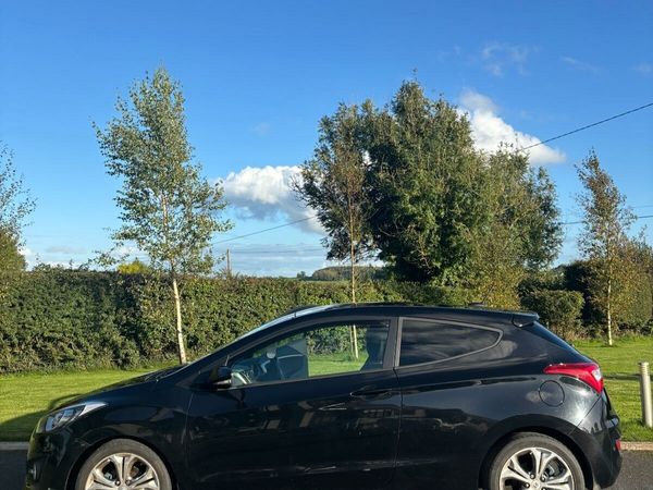 Hyundai i30 Hatchback, Diesel, 2013, Black