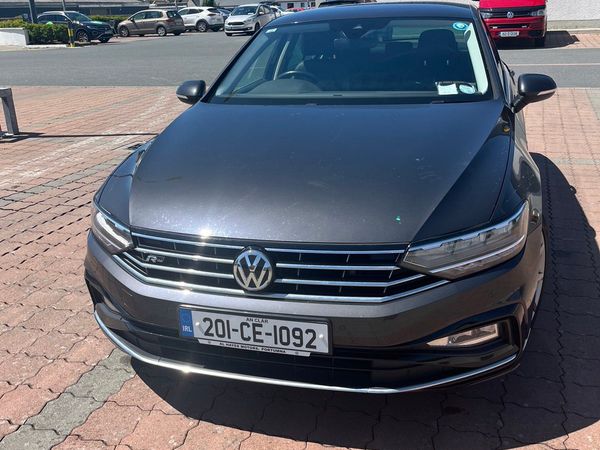 Volkswagen Passat Saloon, Diesel, 2020, Grey