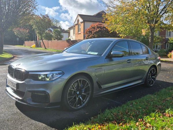 BMW 5-Series Saloon, Petrol Plug-in Hybrid, 2019, Grey