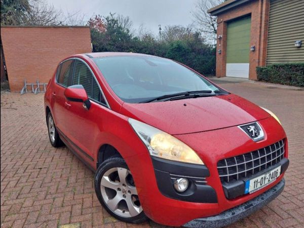 Peugeot 3008 Hatchback, Diesel, 2011, Red
