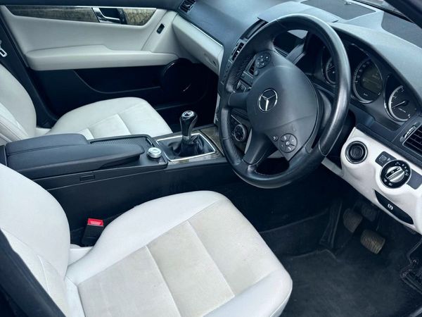 Mercedes-Benz C-Class Saloon, Diesel, 2010, Black