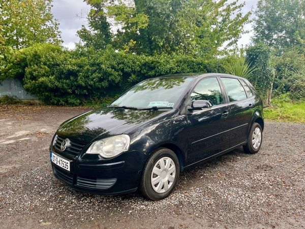 Volkswagen Polo Hatchback, Petrol, 2007, Black