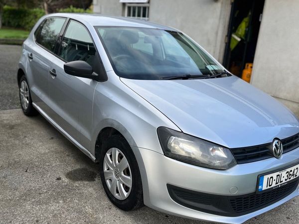 Volkswagen Polo Hatchback, Petrol, 2010, Silver