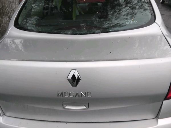 Renault Megane Saloon, Petrol, 2007, Silver