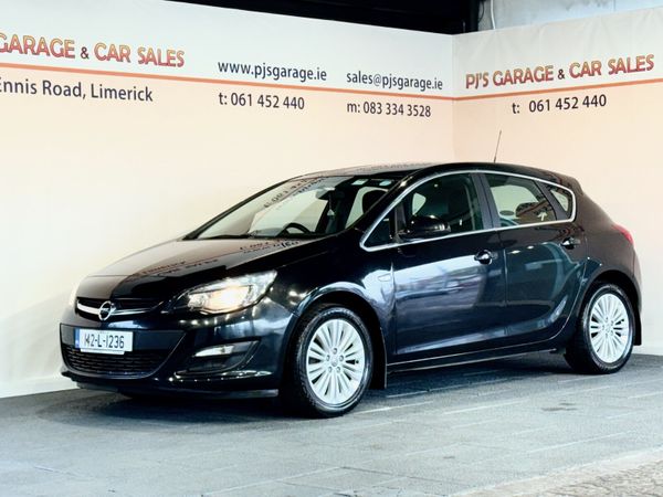 Opel Astra Hatchback, Diesel, 2014, Black