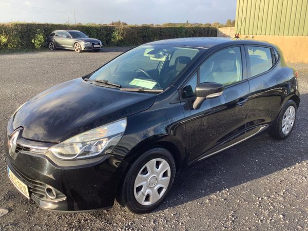 Renault Clio Hatchback, Petrol, 2014, Black