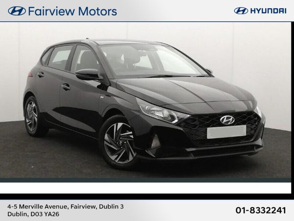 Hyundai i20 Hatchback, Petrol, 2022, Black