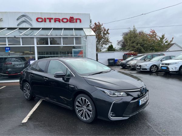 Toyota Corolla Saloon, Petrol Hybrid, 2021, Black