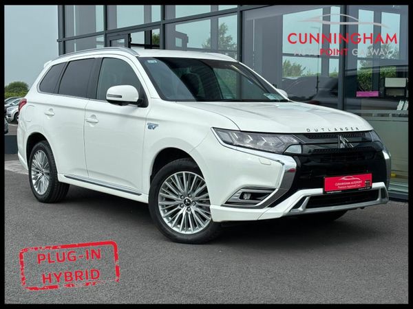 Mitsubishi Outlander Estate, Petrol Plug-in Hybrid, 2018, White