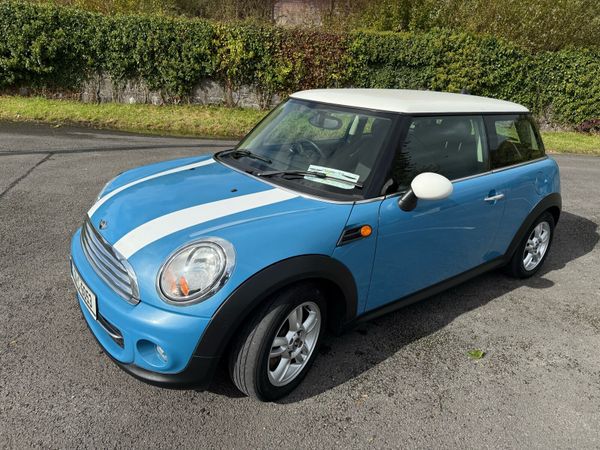 Mini Cooper Hatchback, Diesel, 2013, Blue