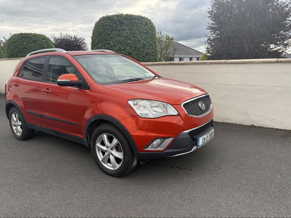 SsangYong Korando SUV, Diesel, 2013, Red