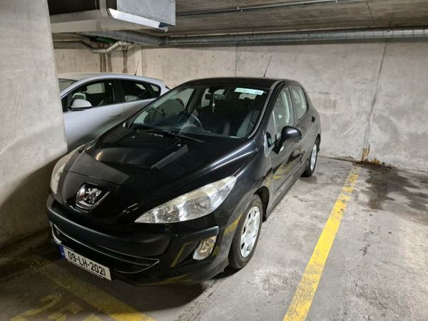 Peugeot 308 Hatchback, Diesel, 2009, Black