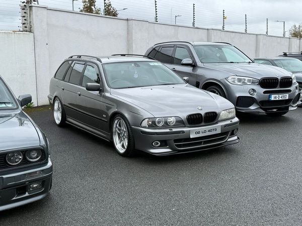 BMW 5-Series Estate, Diesel, 2002, Grey
