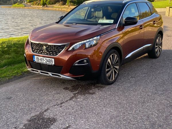 Peugeot 3008 Hatchback, Petrol, 2019, Bronze
