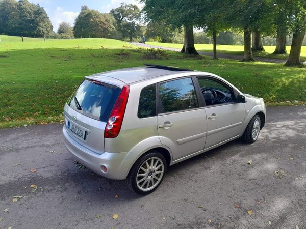 Ford Fiesta Hatchback, Petrol, 2008, Silver