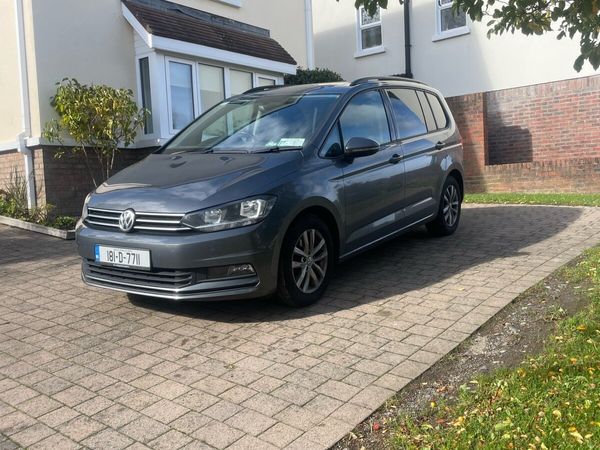 Volkswagen Touran MPV, Diesel, 2018, Grey