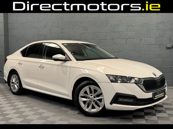 Skoda Octavia Saloon, Petrol, 2021, White