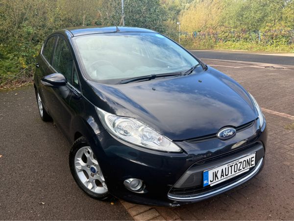 Ford Fiesta Hatchback, Diesel, 2011, Black