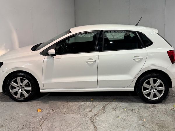 Volkswagen Polo Hatchback, Diesel, 2012, White