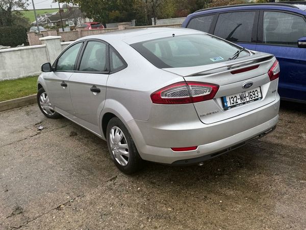 Ford Mondeo Hatchback, Diesel, 2013, Grey