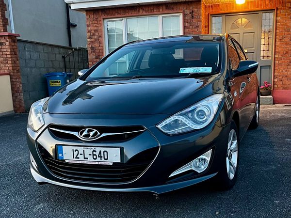 Hyundai i40 Saloon, Diesel, 2012, Grey