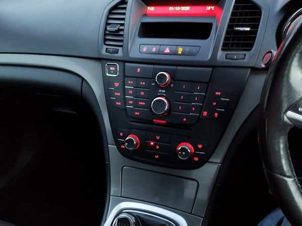 Opel Insignia MPV, Diesel, 2013, Silver