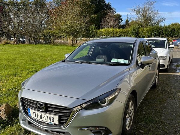 Mazda Mazda3 Hatchback, Diesel, 2017, Grey