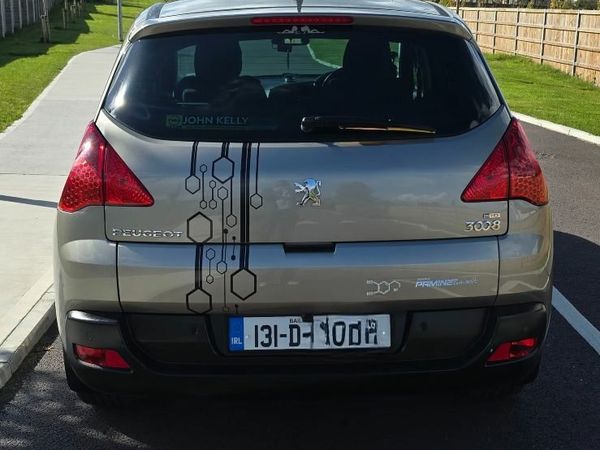 Peugeot 3008 MPV, Diesel, 2013, Grey