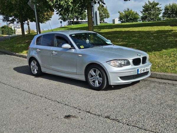 BMW 1-Series Hatchback, Petrol, 2007, Silver