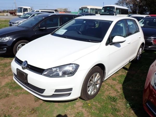 Volkswagen Golf Hatchback, Petrol, 2015, White