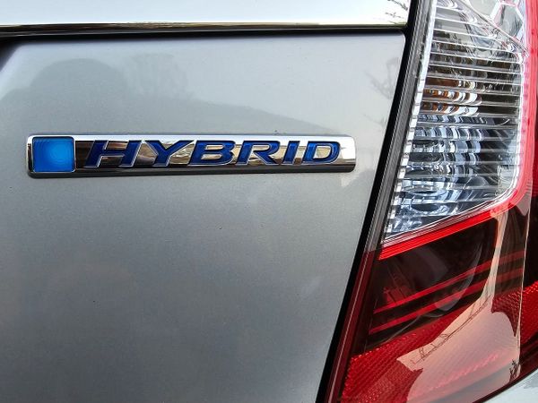 Honda Fit Hatchback, Petrol Hybrid, 2014, Silver