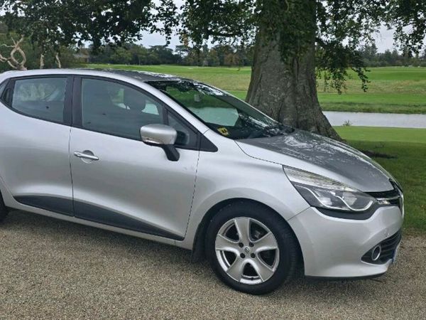 Renault Clio Hatchback, Diesel, 2013, Silver