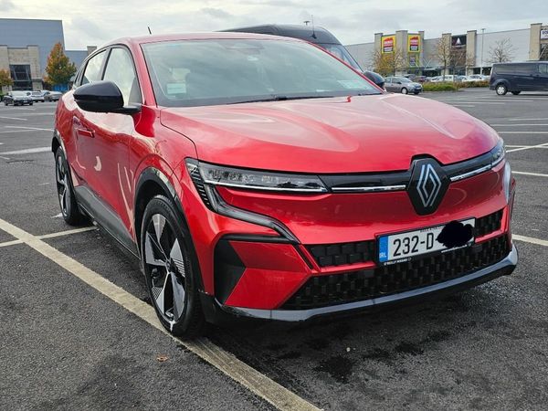 Renault Megane Hatchback, Electric, 2023, Red