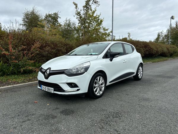 Renault Clio Hatchback, Petrol, 2017, White