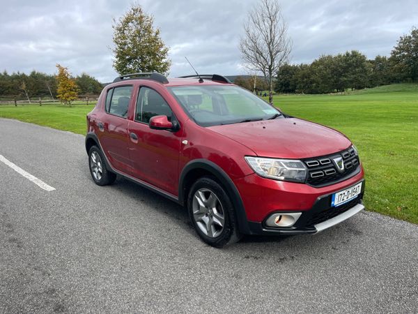 Dacia Sandero Stepway Hatchback, Diesel, 2017, Red