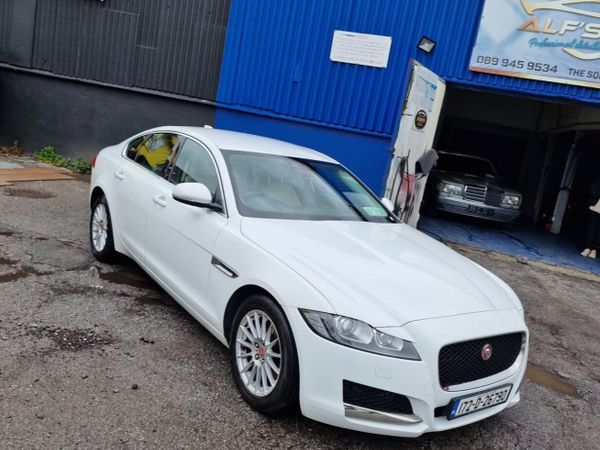 Jaguar XF Saloon, Diesel, 2017, White