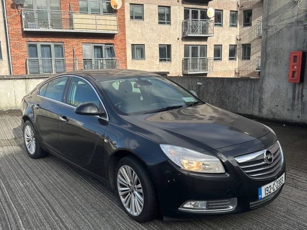 Opel Insignia MPV, Diesel, 2013, Black