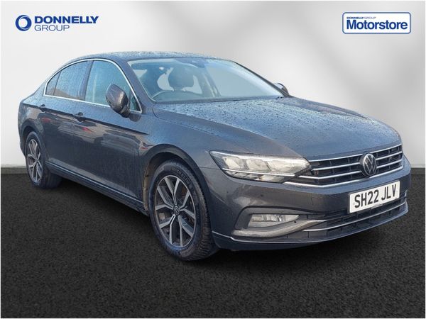 Volkswagen Passat Saloon, Diesel, 2022, Grey