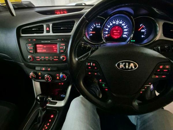 Kia Ceed Hatchback, Diesel, 2013, Black
