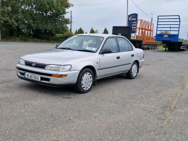 Toyota Corolla Saloon, Petrol, 1995, Blue