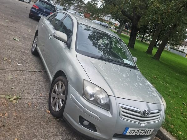 Toyota Avensis Saloon, Petrol, 2007, Green