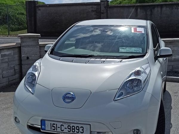 Nissan Leaf Hatchback, Electric, 2015, White